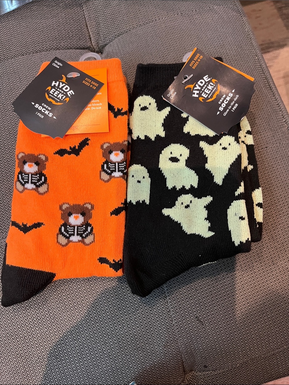 Hyde & EEK!™ Women's Halloween Crew Socks — Orange Bear & Black Ghost
